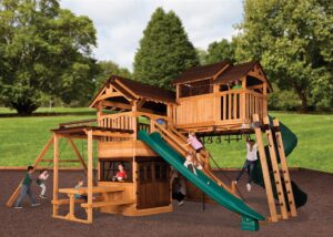 Titan Treehouse XL 10