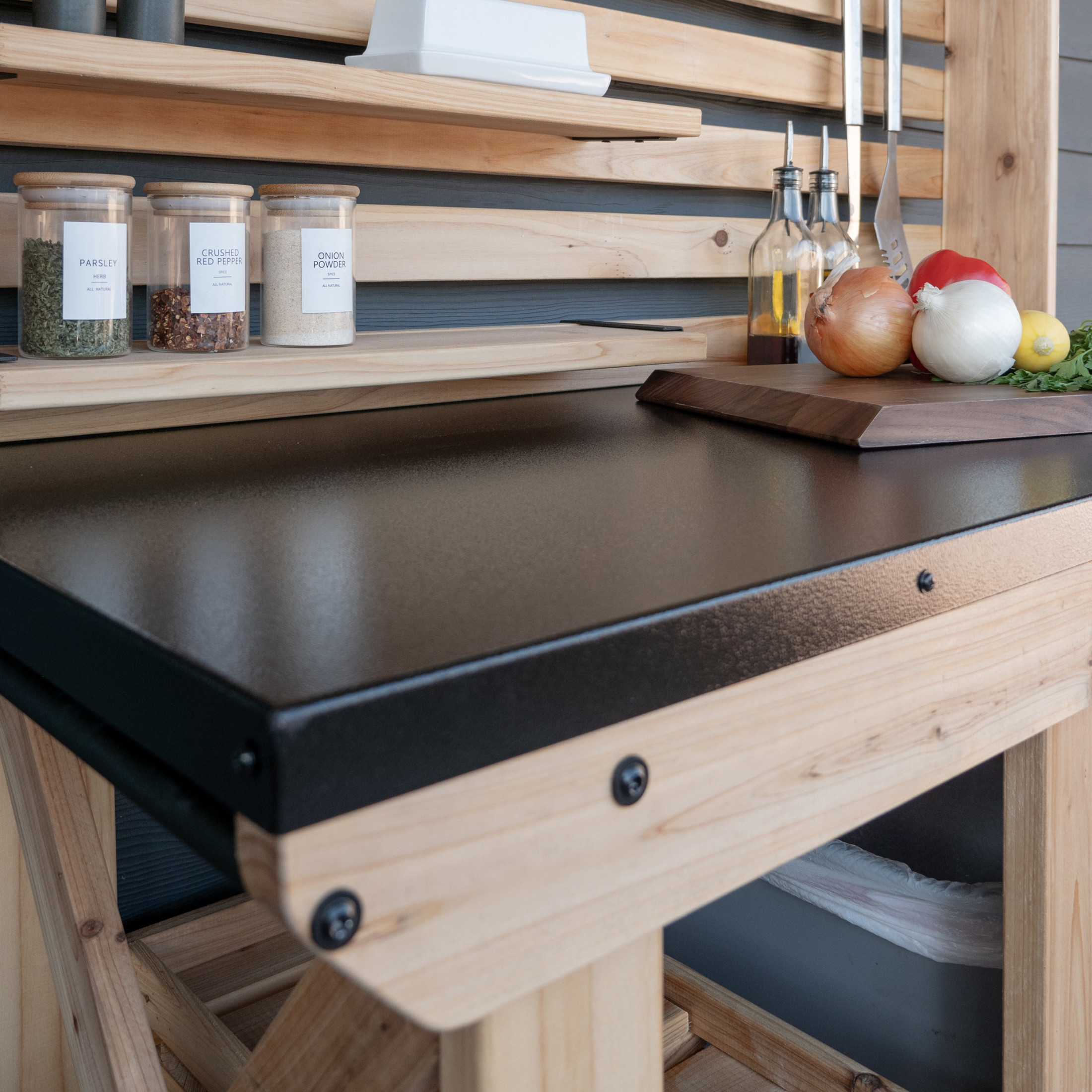 Hutch/Serving Station - Image 11