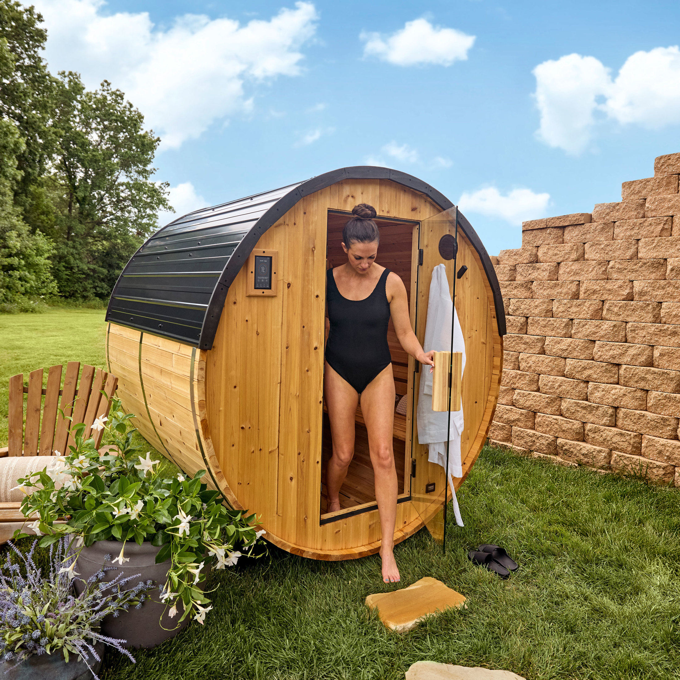 Paxton Outdoor Barrel Sauna – 2-4 Person - Image 3